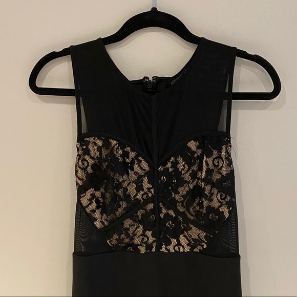 Dynamite Dress - Picture 2 of 5